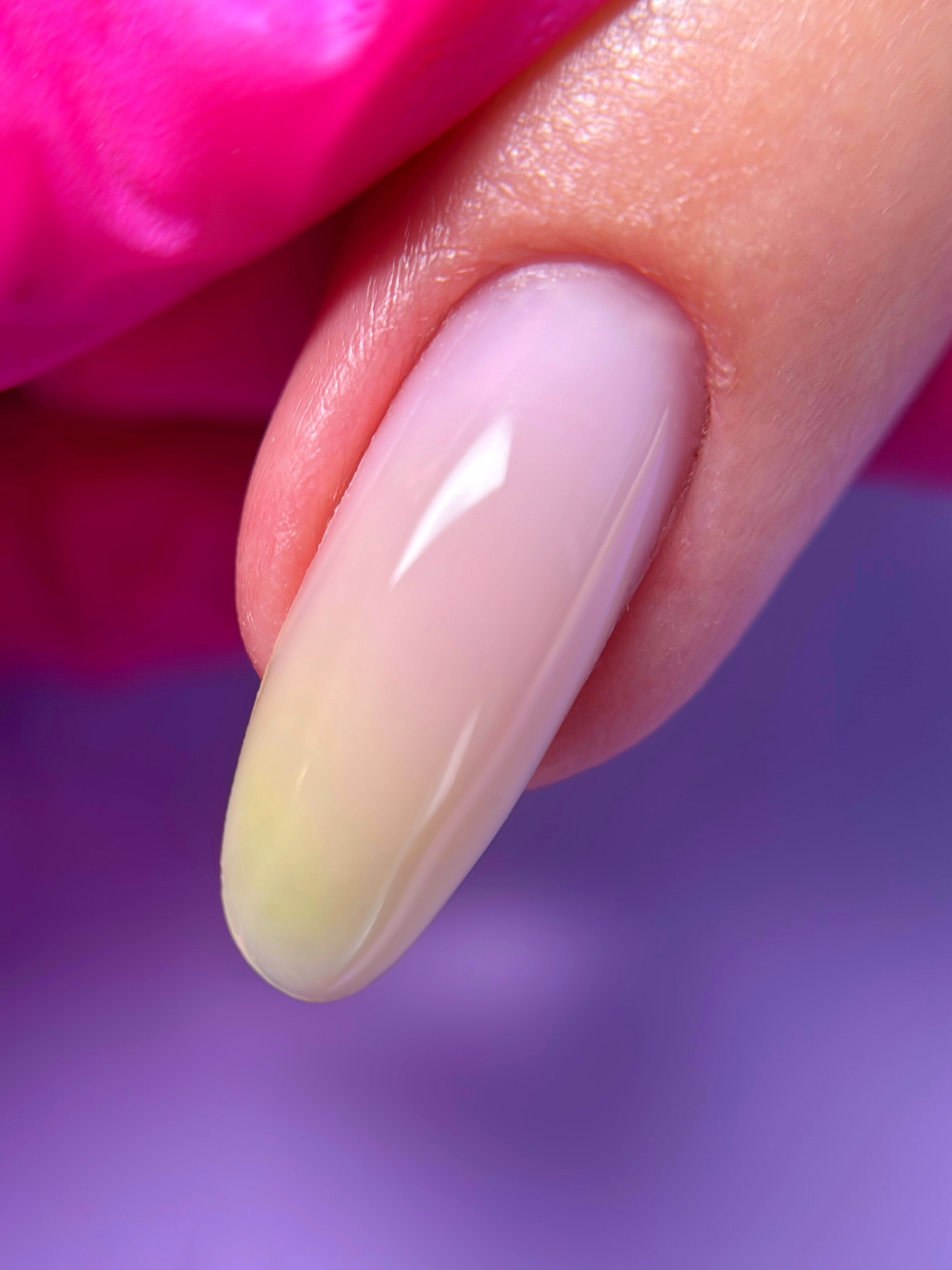 PERFECT Gel constructeur auto-égalisant SANS TOP "Brume Rose" rose pâle