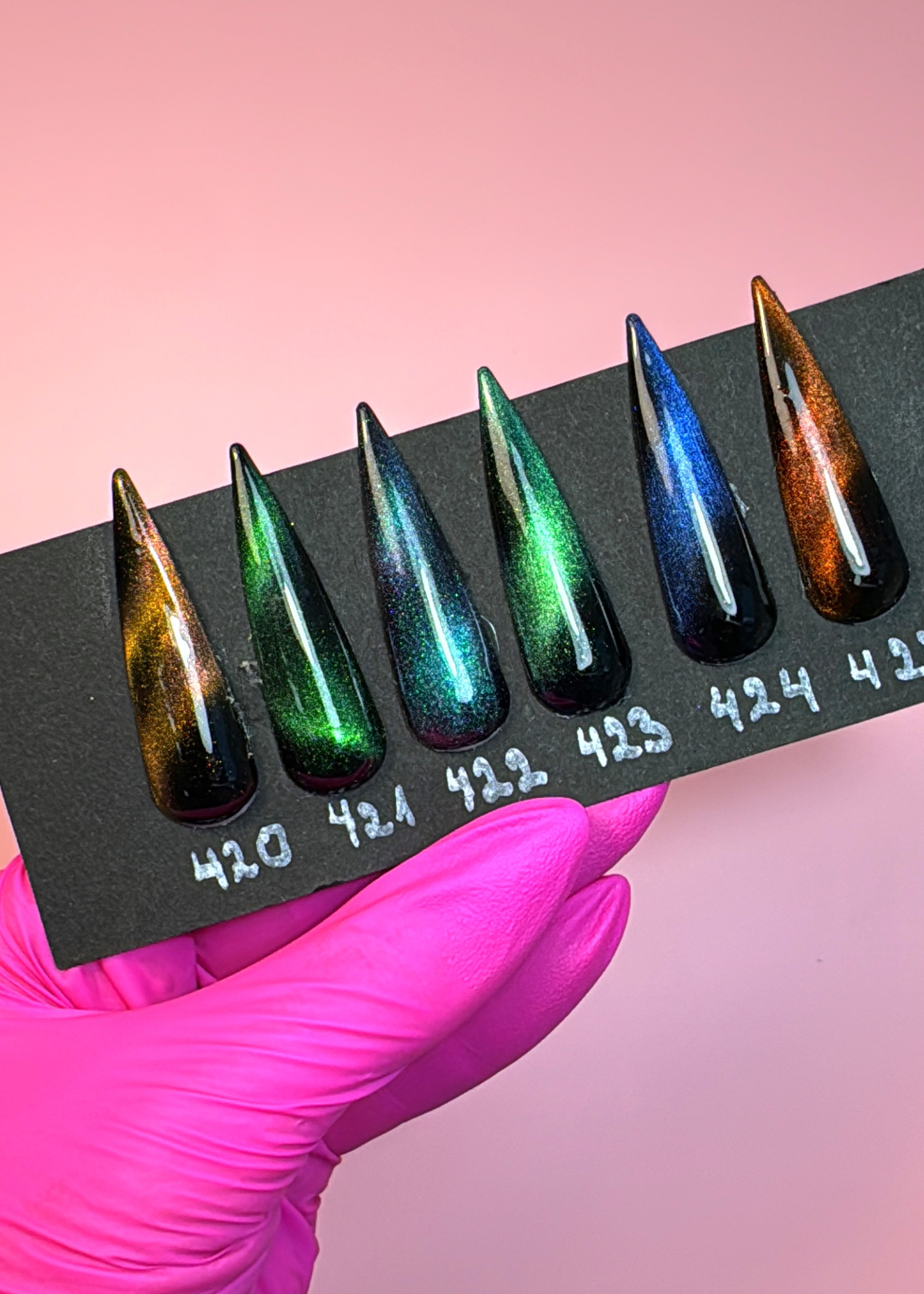 Vernis Semi Permanent "Mystic Gold" 420 , effet œil de chat- 10ml